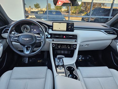Used 2025 Genesis G70 2.5T image 21