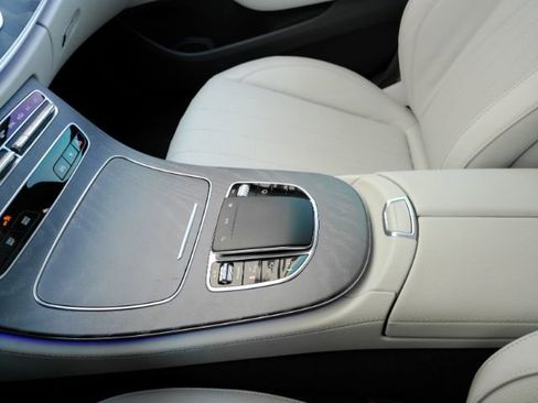 Used 2023 Mercedes-Benz E 350 Sedan image 41