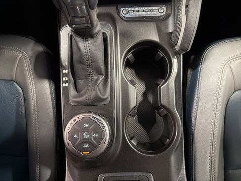 Used 2022 Ford Bronco Outer Banks image 23