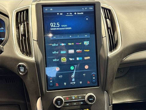 Certified 2024 Ford Edge Titanium image 12