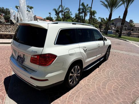 Used 2013 Mercedes-Benz GL 450 4MATIC image 21