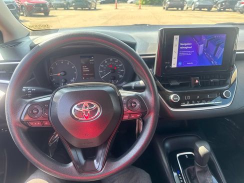 Used 2024 Toyota Corolla LE FWD image 16