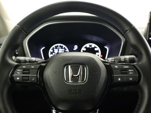 Used 2025 Honda Pilot EX-L image 16