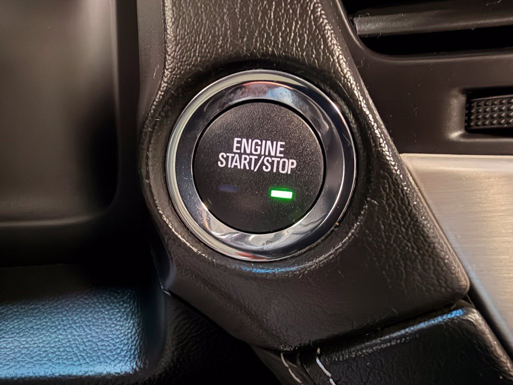 Used 2018 GMC Yukon Denali w/ Open Road Package AWD/4WD image 42