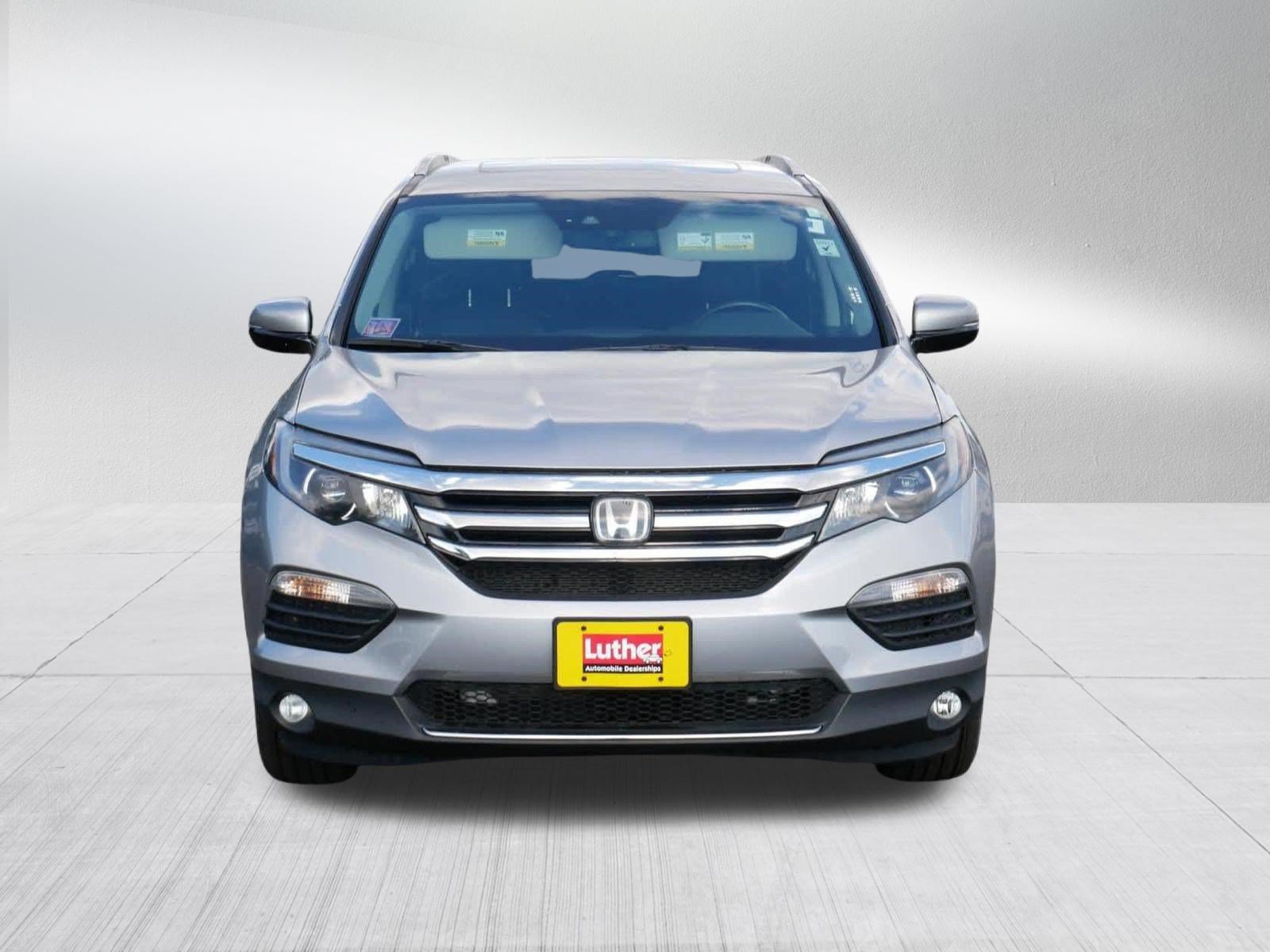Used 2016 Honda Pilot Elite image 2