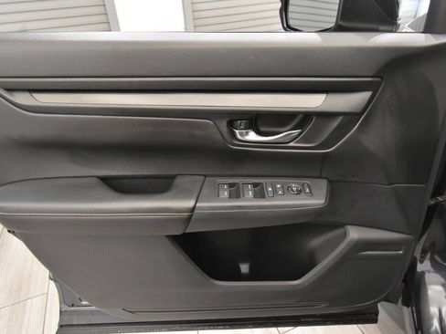 Used 2025 Honda CR-V Sport image 13