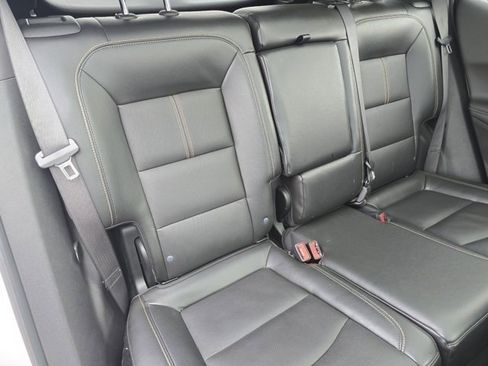 Used 2022 Chevrolet Equinox Premier image 31