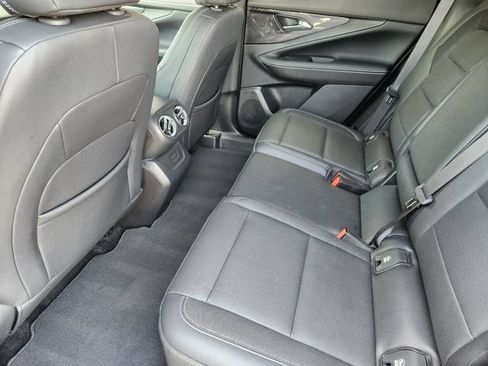 Used 2024 Chevrolet Blazer EV LT AWD/4WD image 31