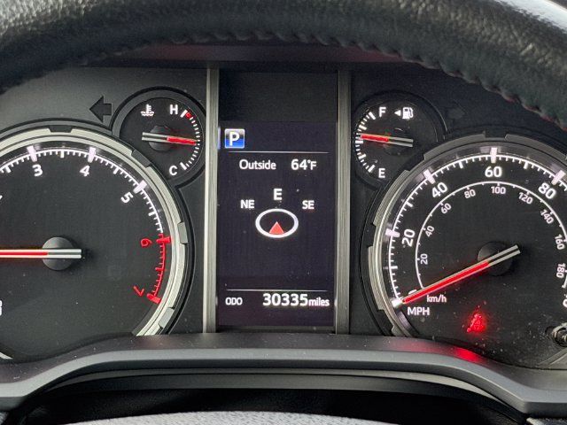 Certified 2024 Toyota 4Runner TRD Off-Road Premium w/ Off Road Premium Plus Package AWD/4WD image 31