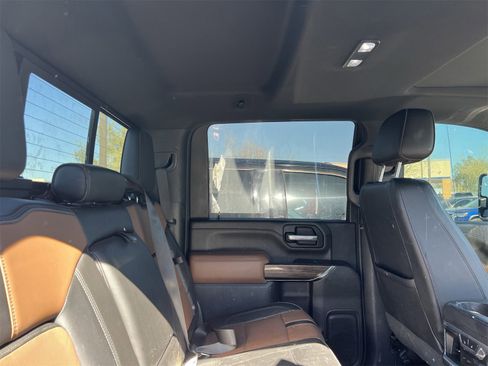 Used 2020 Chevrolet Silverado 2500 High Country w/ Z71 Off-Road Package image 7