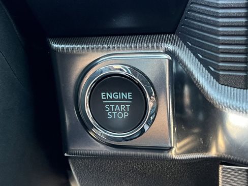 Used 2024 Ford F150 Platinum w/ Equipment Group 702A High image 20