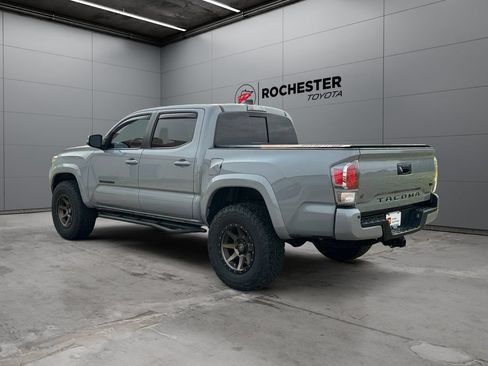 Certified 2020 Toyota Tacoma TRD Sport w/ TRD Premium Sport Package AWD/4WD image 3