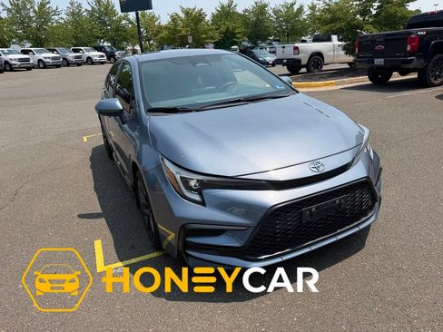 Used 2024 Toyota Corolla SE FWD image 1