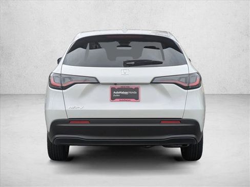 New 2026 Honda HR-V LX image 8