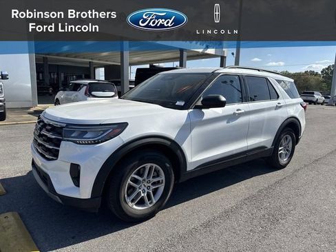 New 2026 Ford Explorer Active w/ Active Comfort Package image 1