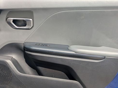 Used 2025 Kia K4 FWD image 32