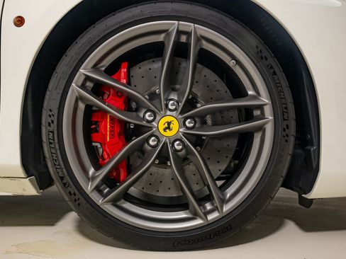 Certified 2017 Ferrari 488 GTB RWD image 12