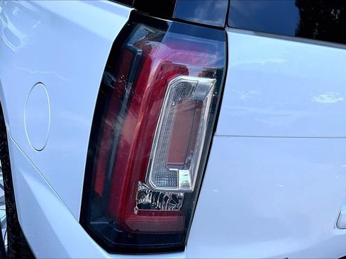 Used 2017 GMC Yukon SLT RWD image 28
