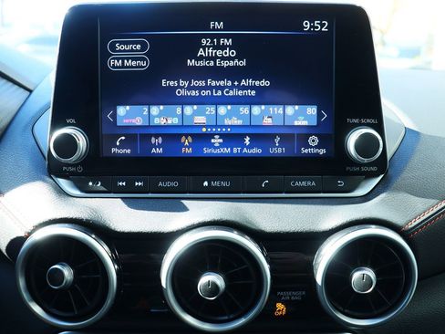 Used 2024 Nissan Sentra SR image 46