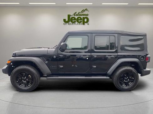 Used 2022 Jeep Wrangler Unlimited Sport AWD/4WD image 5