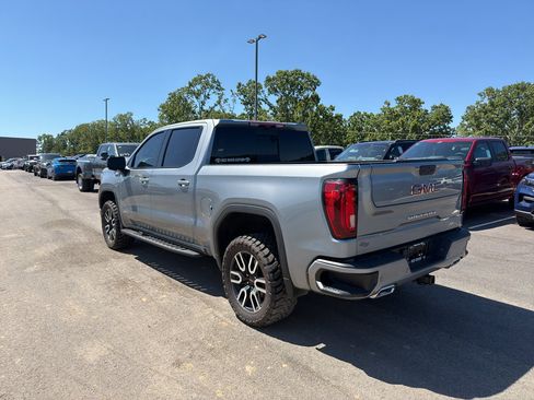 Used 2024 GMC Sierra 1500 AT4 w/ Technology Package AWD/4WD image 2