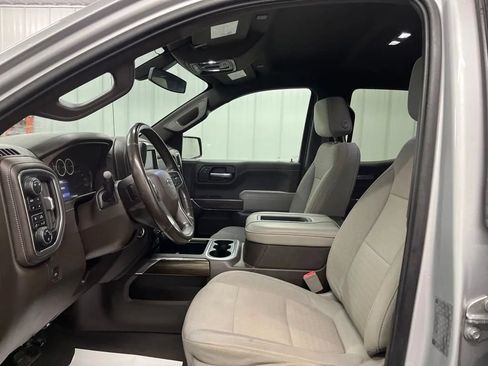 Used 2019 Chevrolet Silverado 1500 RST AWD/4WD image 17