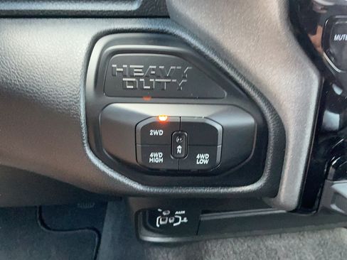 New 2026 RAM 2500 Tradesman AWD/4WD image 25