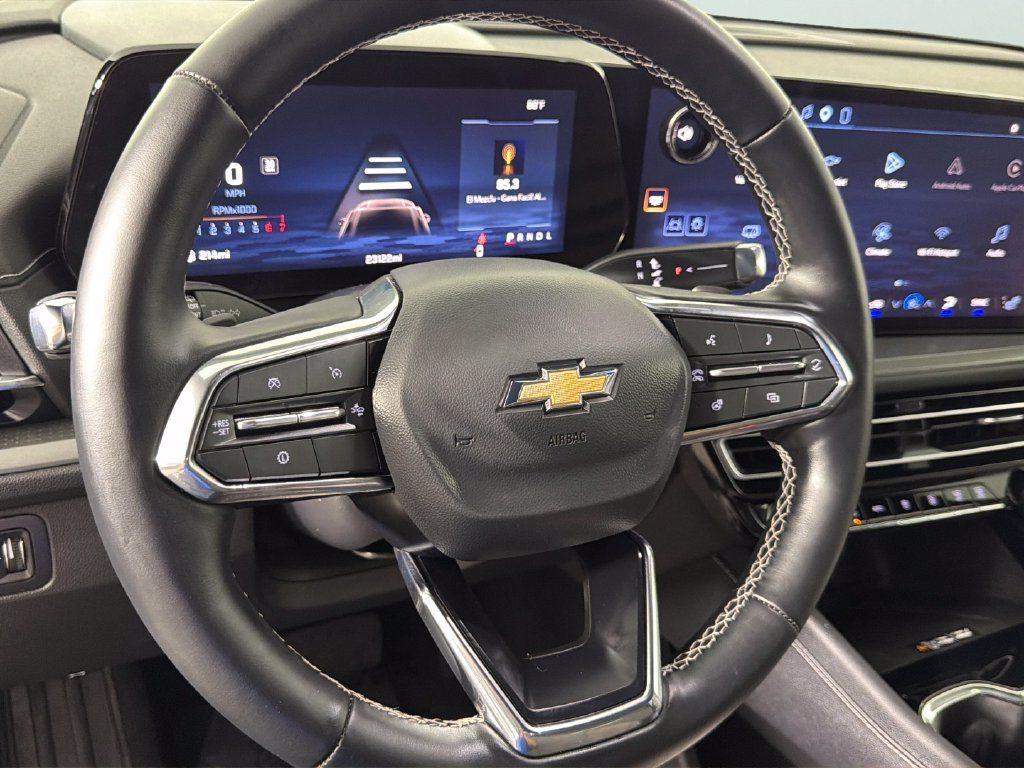 Used 2026 Chevrolet Traverse LT w/ Driver Confidence Package FWD image 21