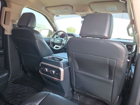 Used 2022 Ford Expedition Max XLT RWD image 16