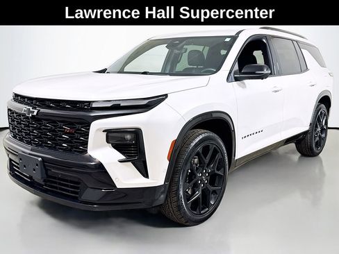 Certified 2025 Chevrolet Traverse RS image 1