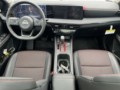 New 2025 Nissan Kicks SR w/ SR Premium Package