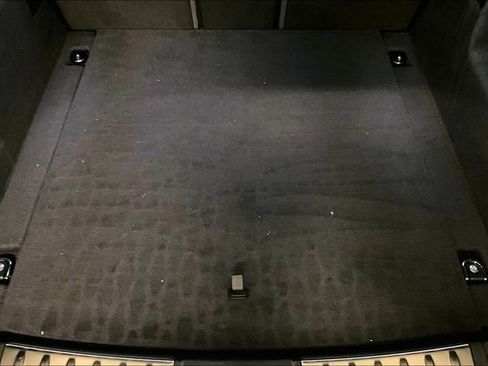 Certified 2025 Jaguar F-PACE R-Dynamic S image 31