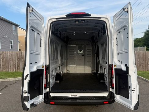 Used 2025 Ford Transit 250 148 High Roof Extended w/ Load Area Protection Package RWD image 7