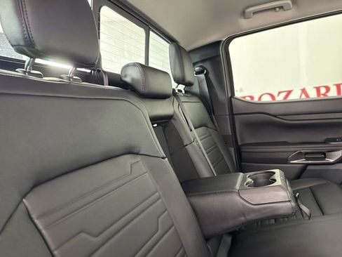 New 2025 Ford Ranger Lariat w/ FX4 Off-Road Package image 25