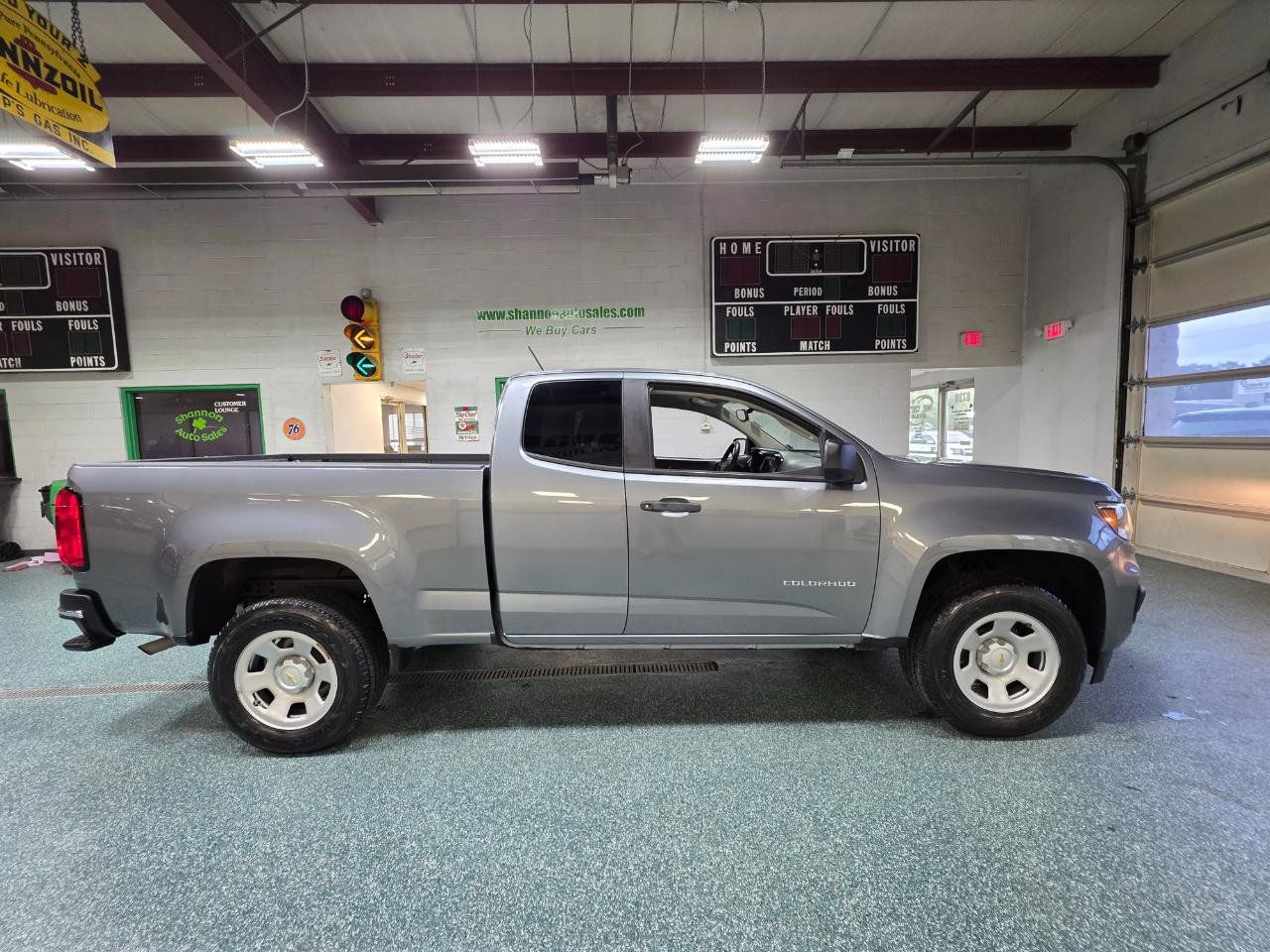 Used 2021 Chevrolet Colorado W/T RWD image 5