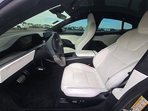 Used 2021 Tesla Model S Plaid AWD/4WD image 7