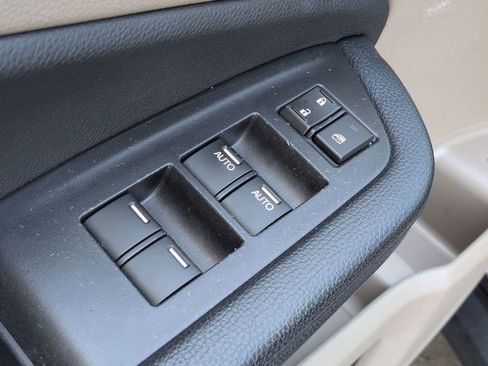 Used 2017 Honda Pilot EX-L image 17
