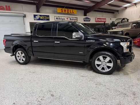 Used 2016 Ford F150 Platinum w/ Equipment Group 701A Luxury RWD image 10