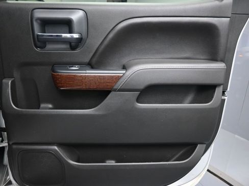 Used 2017 GMC Sierra 1500 SLT w/ Enhanced Driver Alert Package image 26