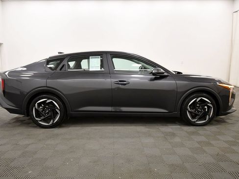 Certified 2025 Kia K4 EX FWD image 9