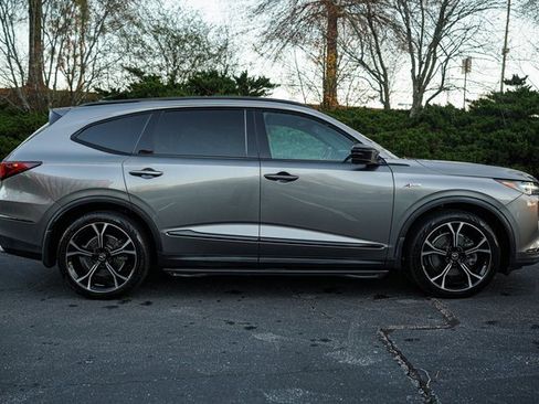 Used 2022 Acura MDX A-Spec image 12