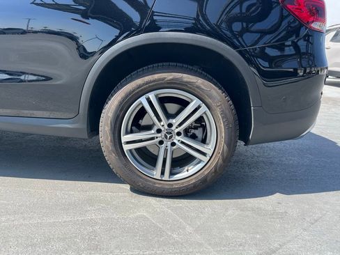 Used 2022 Mercedes-Benz GLC 300 image 9