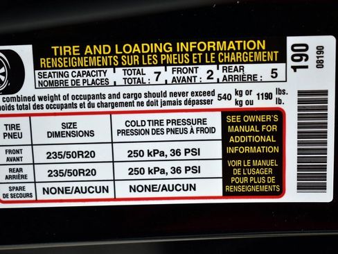 Certified 2025 Toyota Sienna Platinum image 16