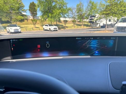 New 2026 Lincoln Nautilus Premier image 20