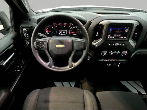 Used 2022 Chevrolet Silverado 1500 Custom AWD/4WD image 8