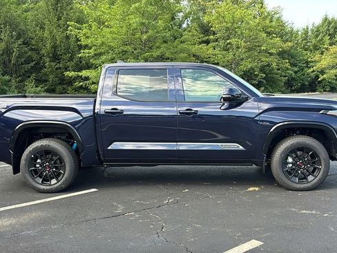 New 2026 Toyota Tundra Platinum w/ TRD Off-Road Package AWD/4WD image 32