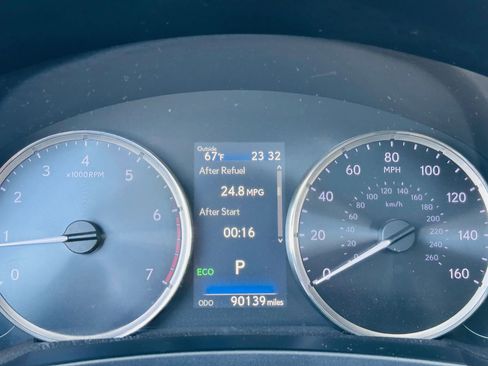 Used 2017 Lexus IS 200t w/ Navigation System Package image 25