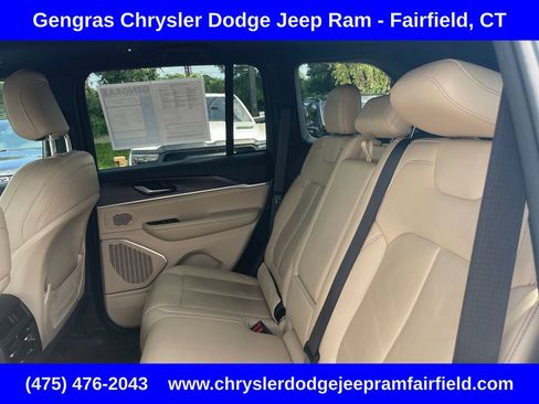 Used 2022 Jeep Grand Cherokee Limited 4xe AWD/4WD image 39
