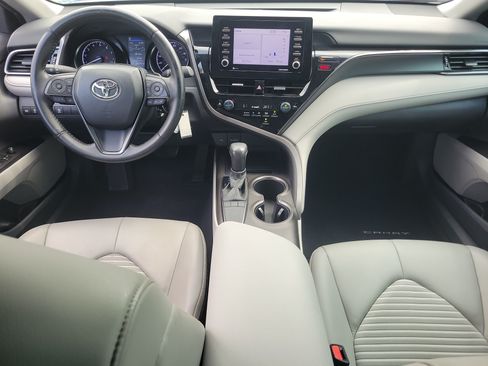 Used 2023 Toyota Camry SE FWD image 14