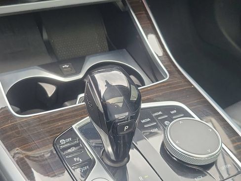 Used 2020 BMW X7 xDrive40i w/ Premium Package AWD/4WD image 30